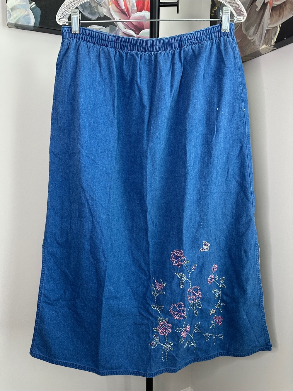 Napa Valley vintage Embroidered Blue Denim Midi Skirt with Elastic Waist